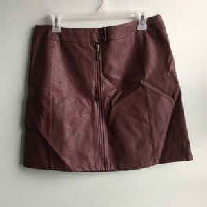 Mittoshop Faux Leather Burgundy Skirt, Large